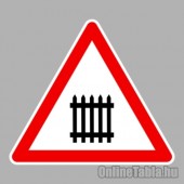 KRESZ tábla, Közúti jelzőtábla - "A" Veszélyt jelző táblák - Sorompóval biztosított vasúti átjáró